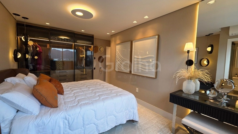 Apartamento com 3 suítes em Cacupé: 15ª foto da galeria de imagens do imóvel
