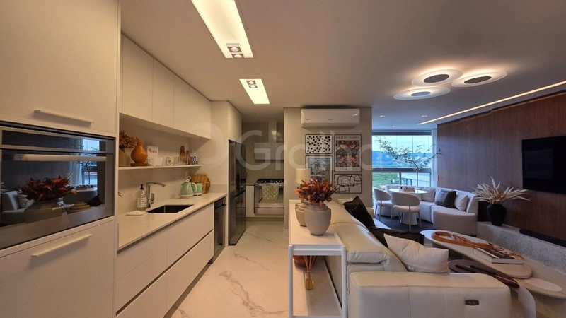 Apartamento com 3 suítes em Cacupé: 4ª foto da galeria de imagens do imóvel