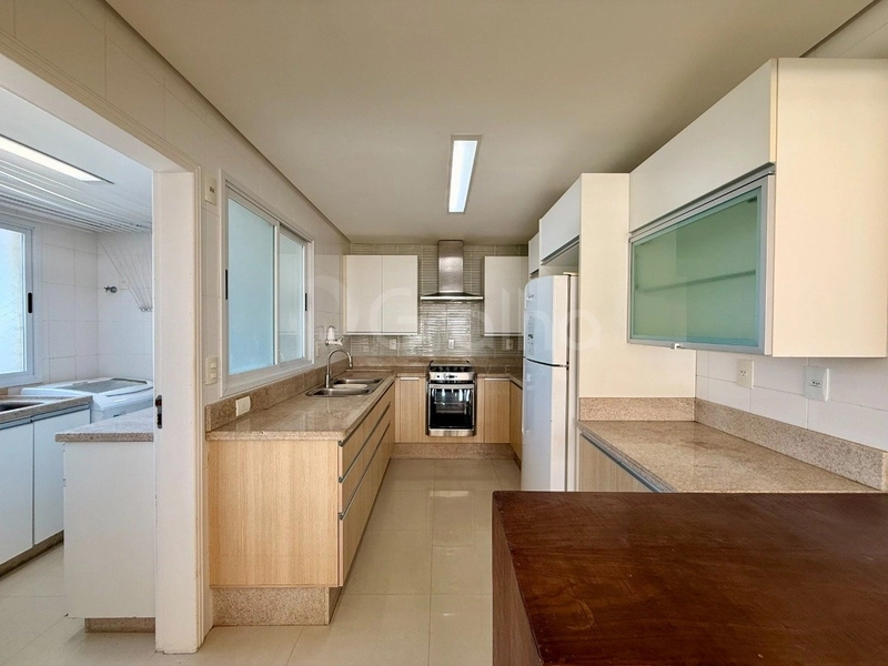 Apartamento com 3 dormitórios, sendo 1 suíte, no Itacorubi: 12ª foto da galeria de imagens do imóvel