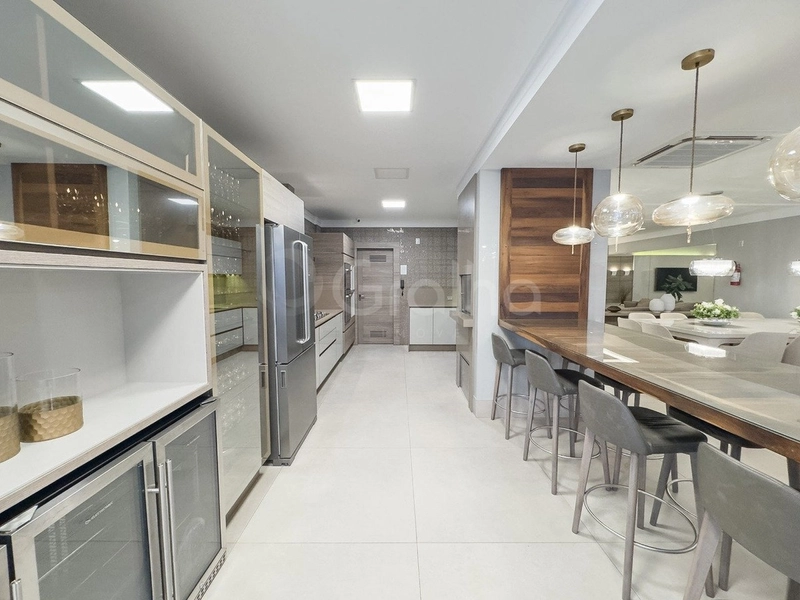 Apartamento com 3 suítes no Estreito: 26ª foto da galeria de imagens do imóvel