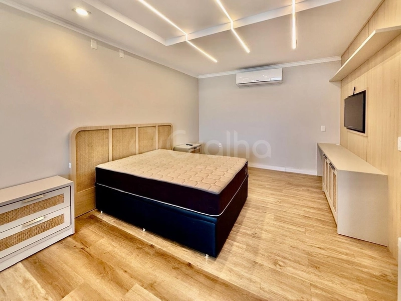 Casa residencial com 3 suítes na Agronômica: 19ª foto da galeria de imagens do imóvel