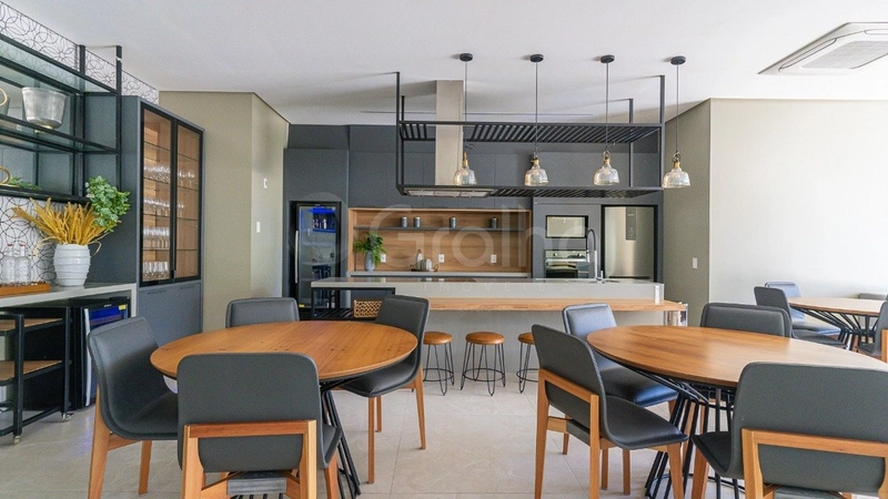 Apartamento com 2 dormitórios, sendo 1 suíte, em Jurerê: 23ª foto da galeria de imagens do imóvel
