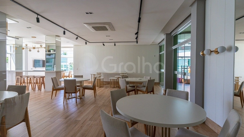Apartamento com 2 dormitórios, sendo 1 suíte, em Jurerê: 30ª foto da galeria de imagens do imóvel