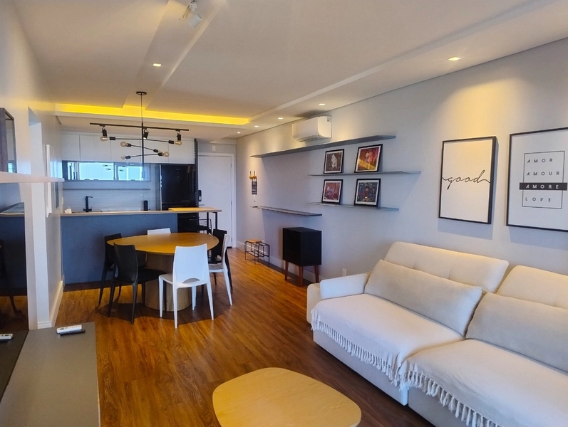 Apartamento com 2 dormitórios, sendo 1 suíte, no Campeche: 1ª foto da galeria de imagens do imóvel