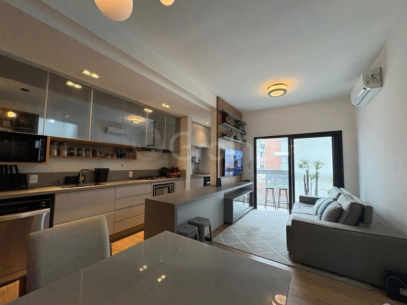 Apartamento com 2 dormitórios, sendo 1 suíte, no Centro: 2ª foto da galeria de imagens do imóvel