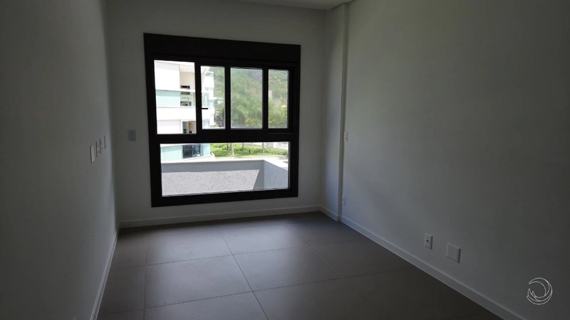 Apartamento com 2 dormitórios, sendo 1 suíte, no Morro das Pedras: 13ª foto da galeria de imagens do imóvel