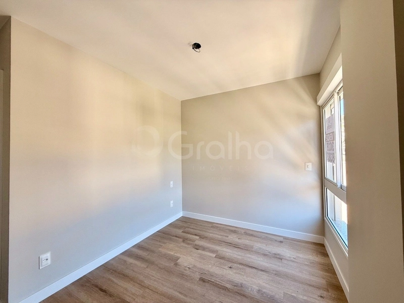 Apartamento com 2 dormitórios, sendo 1 suíte, na Agronômica: 9ª foto da galeria de imagens do imóvel