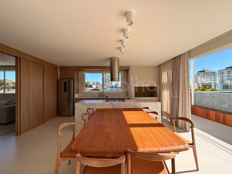 Apartamento com 2 dormitórios, sendo 1 suíte, na Agronômica: 18ª foto da galeria de imagens do imóvel