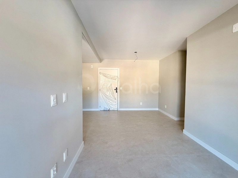 Apartamento com 2 dormitórios, sendo 1 suíte, na Agronômica: 7ª foto da galeria de imagens do imóvel