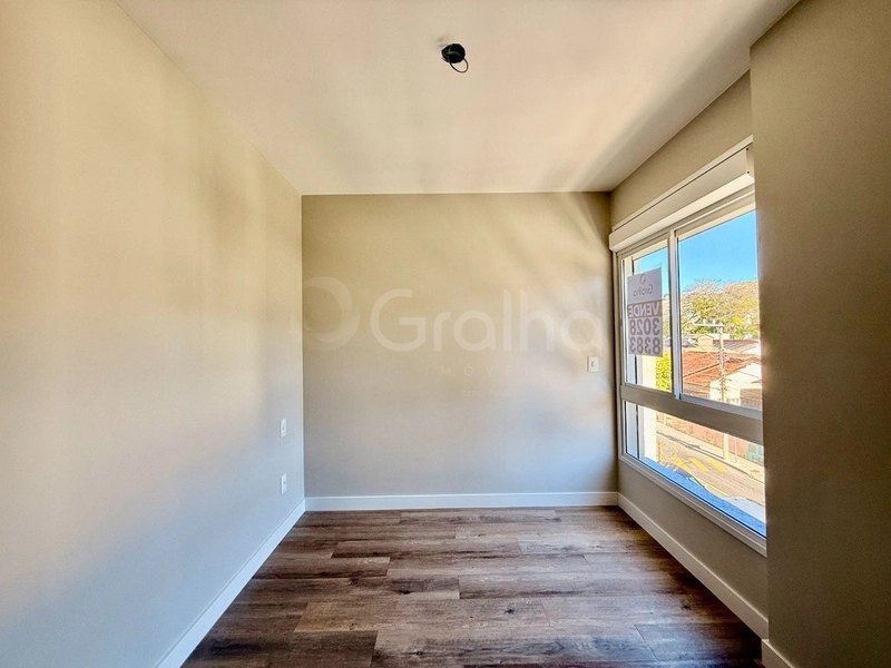 Apartamento com 2 dormitórios, sendo 1 suíte, na Agronômica: 10ª foto da galeria de imagens do imóvel