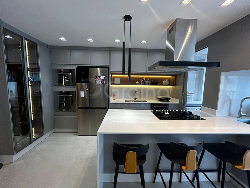 Apartamento com 3 dormitórios, sendo 1 suíte, no Estreito: 2ª foto da galeria de imagens do imóvel