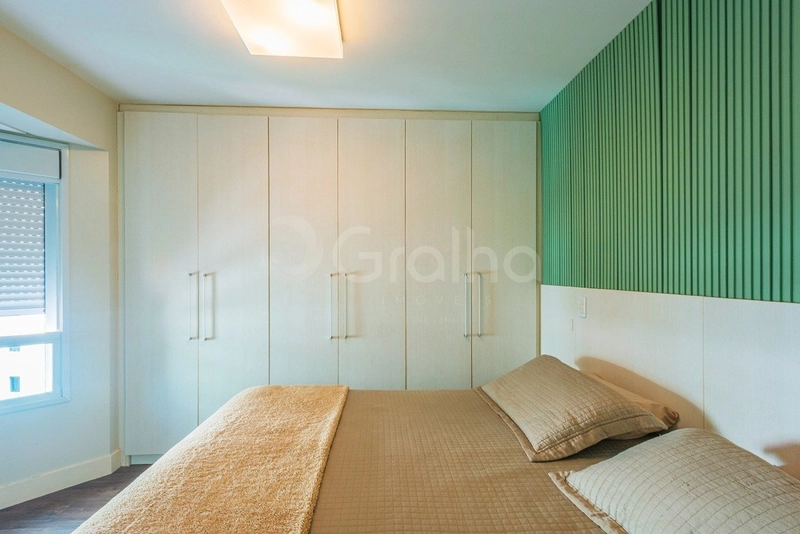 Apartamento com 4 dormitórios, sendo 1 suíte, na Agronômica: 15ª foto da galeria de imagens do imóvel