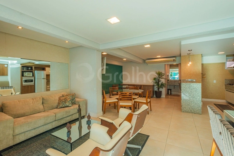 Apartamento com 4 dormitórios, sendo 1 suíte, na Agronômica: 29ª foto da galeria de imagens do imóvel