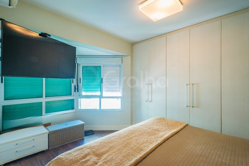 Apartamento com 4 dormitórios, sendo 1 suíte, na Agronômica: 16ª foto da galeria de imagens do imóvel