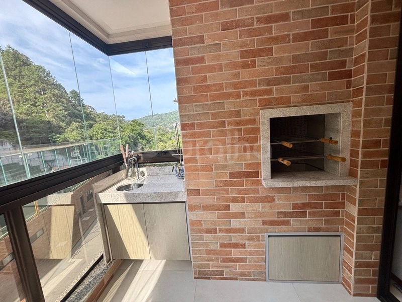 Apartamento com 4 dormitórios, sendo 2 suítes, no Itacorubi: 10ª foto da galeria de imagens do imóvel