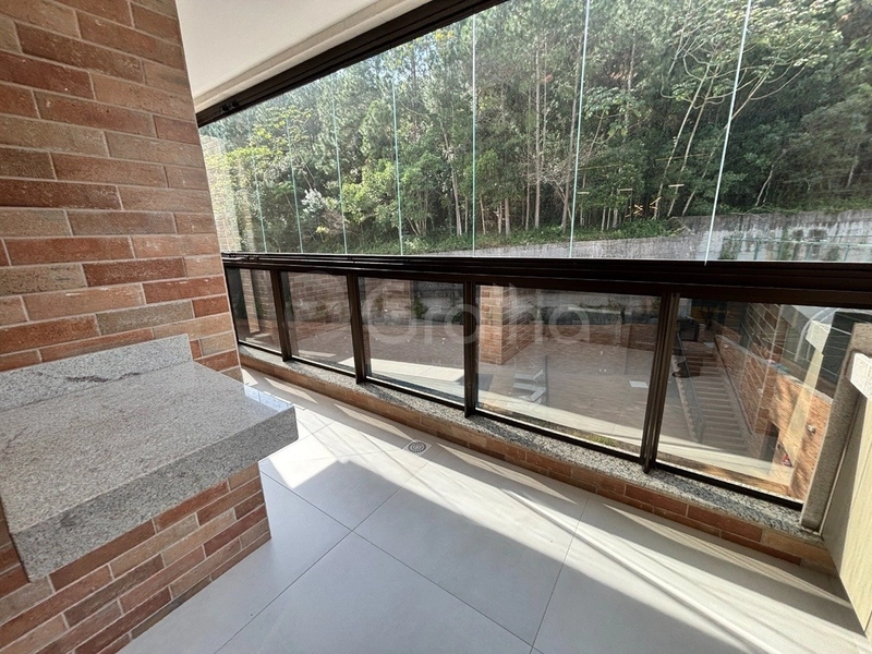 Apartamento com 4 dormitórios, sendo 2 suítes, no Itacorubi: 11ª foto da galeria de imagens do imóvel