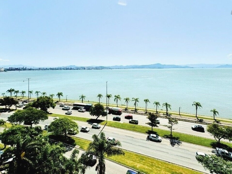 Apartamento Beira Mar com 3 suítes e 2 vagas: 2ª foto da galeria de imagens do imóvel