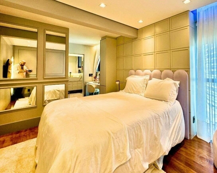 Apartamento Beira Mar com 3 suítes e 2 vagas: 17ª foto da galeria de imagens do imóvel
