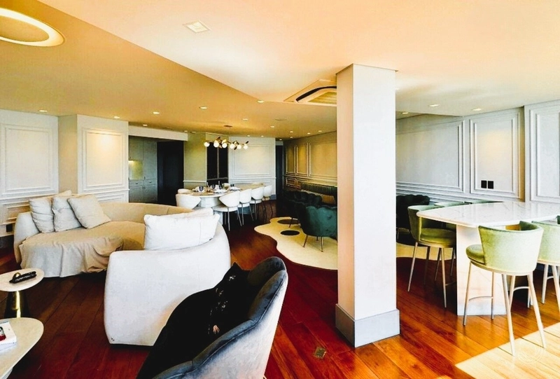 Apartamento Beira Mar com 3 suítes e 2 vagas: 8ª foto da galeria de imagens do imóvel