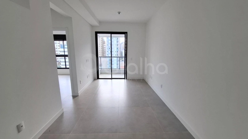 Apartamento com 2 suítes no Centro: 2ª foto da galeria de imagens do imóvel