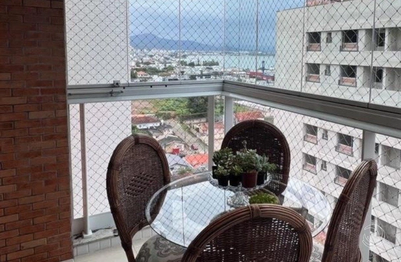 Apartamento com 3 dormitórios, sendo 1 suíte, no Estreito: 5ª foto da galeria de imagens do imóvel