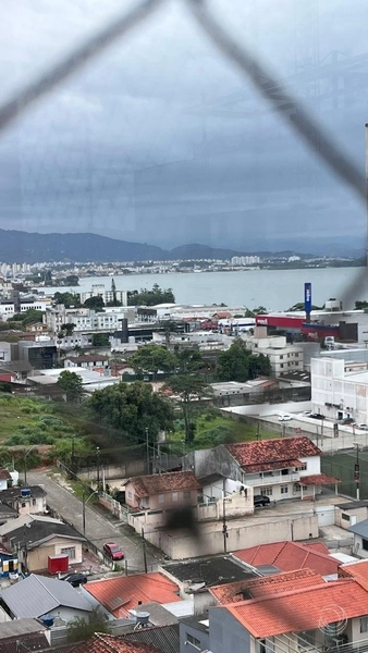 Apartamento com 3 dormitórios, sendo 1 suíte, no Estreito: 10ª foto da galeria de imagens do imóvel