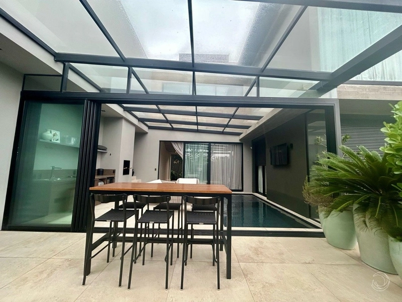 Casa Alto Padrão com 6 suítes em Cacupé: 8ª foto da galeria de imagens do imóvel