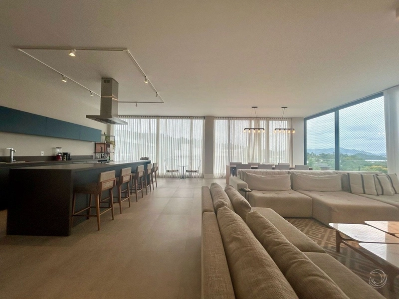Casa Alto Padrão com 6 suítes em Cacupé: 5ª foto da galeria de imagens do imóvel