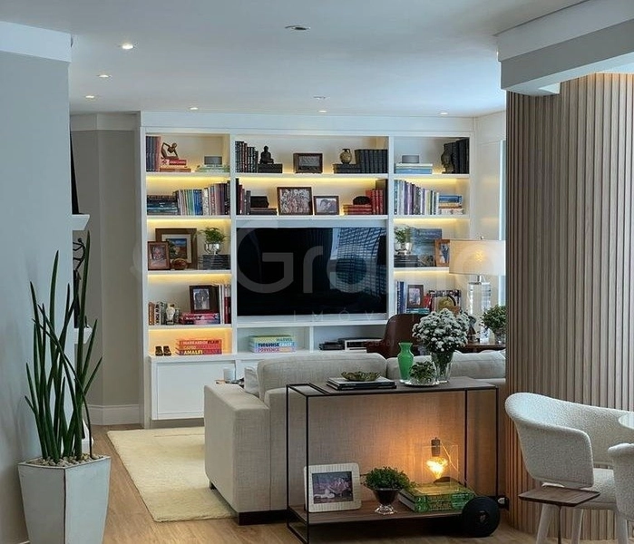 Apartamento com 2 suítes no Centro: 2ª foto da galeria de imagens do imóvel