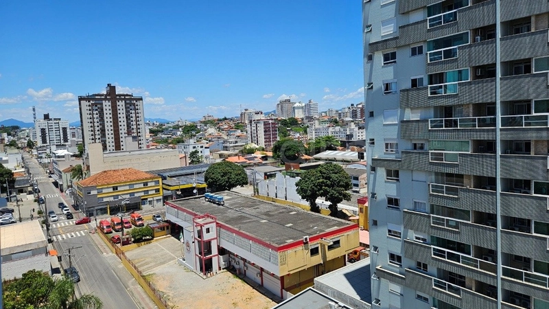 Apartamento com 3 dormitórios, sendo 1 suíte, no Estreito: 20ª foto da galeria de imagens do imóvel