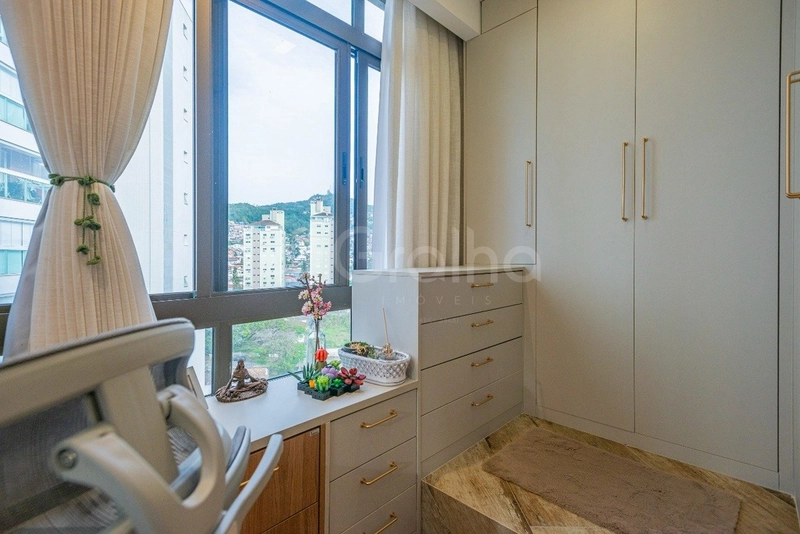 Apartamento com 4 suítes na Beira-Mar: 31ª foto da galeria de imagens do imóvel