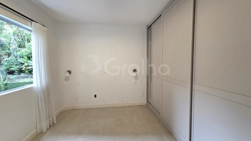 Apartamento com 2 dormitórios, sendo 1 suíte, na Agronômica: 10ª foto da galeria de imagens do imóvel