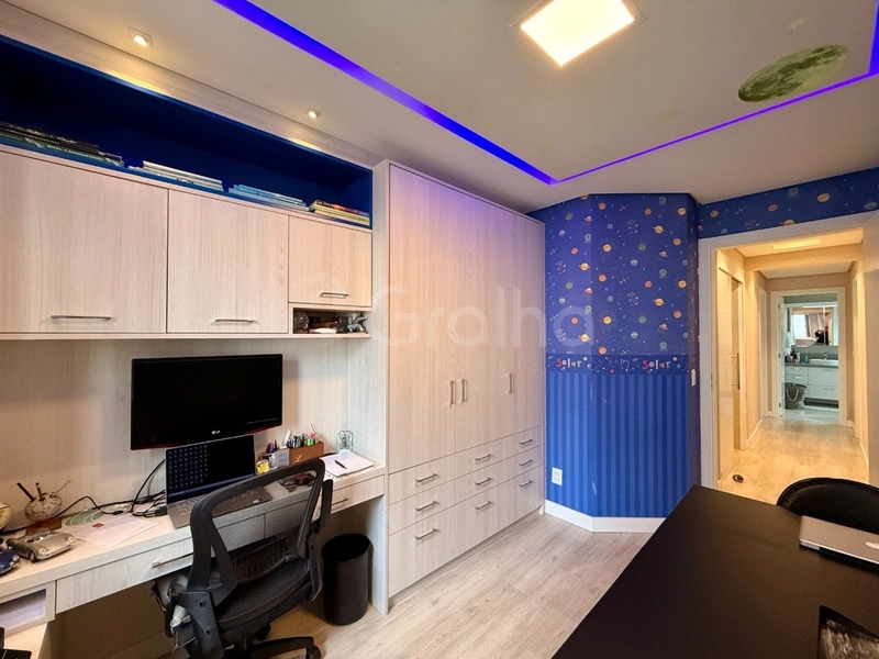Apartamento com 4 dormitórios, sendo 1 suíte, no Centro: 30ª foto da galeria de imagens do imóvel