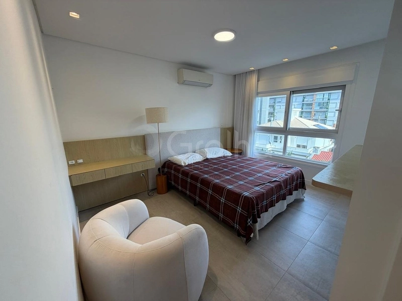 Apartamento com 3 dormitórios, sendo 2 suítes, em Jurerê: 23ª foto da galeria de imagens do imóvel