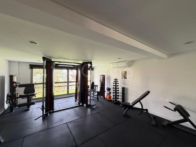 Apartamento com 3 dormitórios, sendo 2 suítes, em Jurerê: 31ª foto da galeria de imagens do imóvel