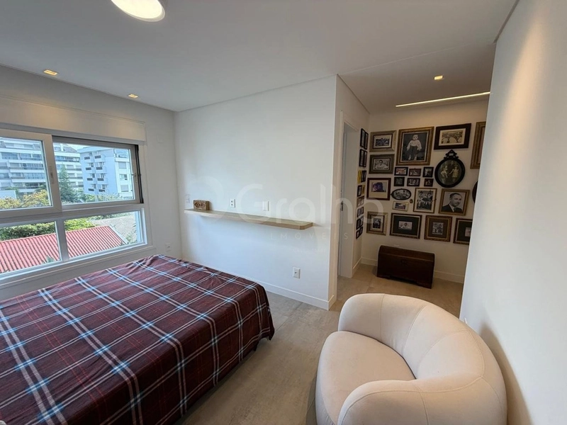 Apartamento com 3 dormitórios, sendo 2 suítes, em Jurerê: 24ª foto da galeria de imagens do imóvel