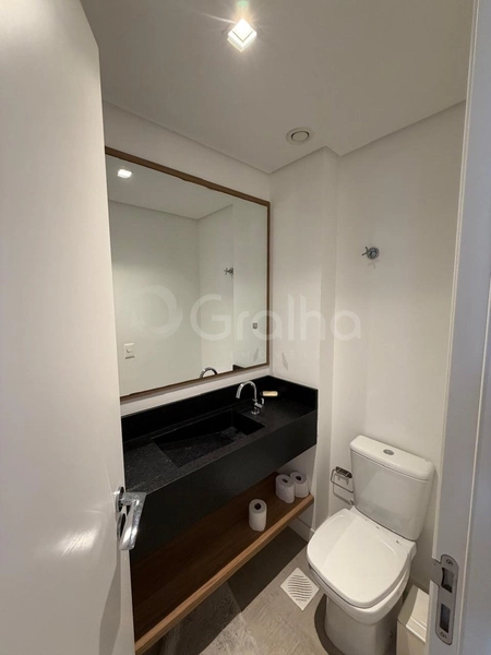 Apartamento com 3 dormitórios, sendo 2 suítes, em Jurerê: 19ª foto da galeria de imagens do imóvel