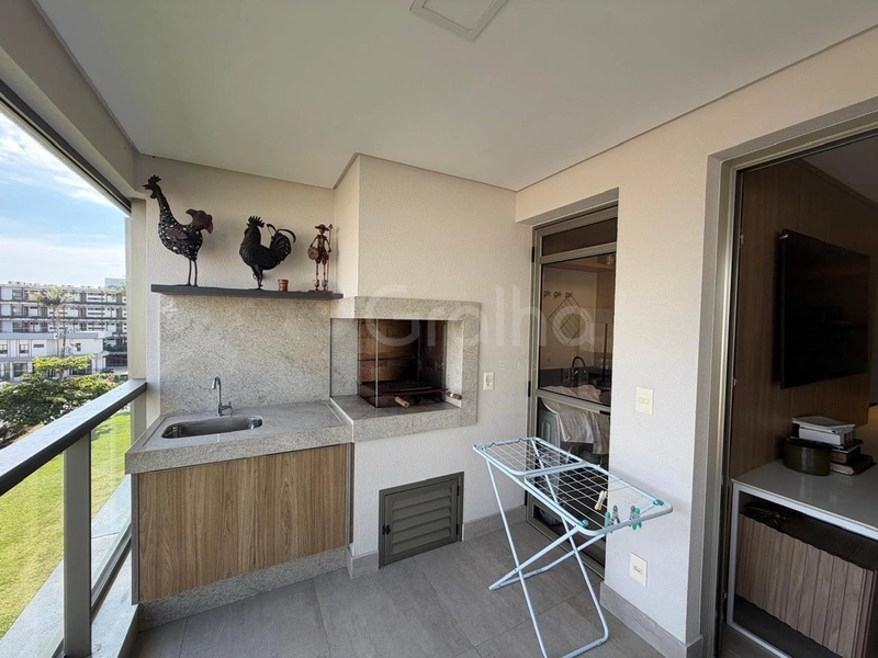 Apartamento com 3 dormitórios, sendo 2 suítes, em Jurerê: 11ª foto da galeria de imagens do imóvel