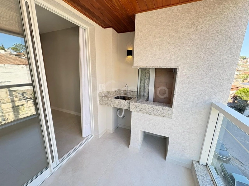 Apartamento com 2 dormitórios, sendo 1 suíte, na Agronômica: 8ª foto da galeria de imagens do imóvel