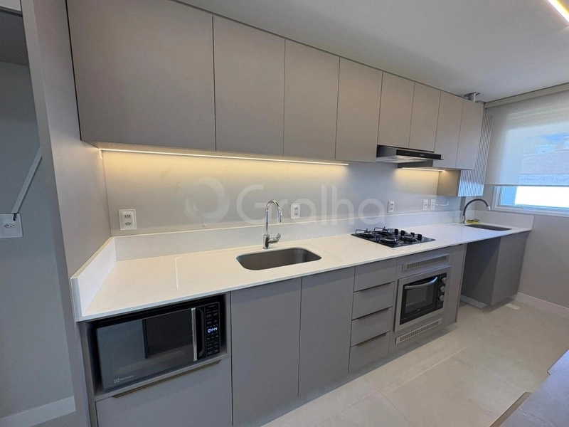 Apartamento com 2 dormitórios, sendo 1 suíte, na Agronômica: 10ª foto da galeria de imagens do imóvel