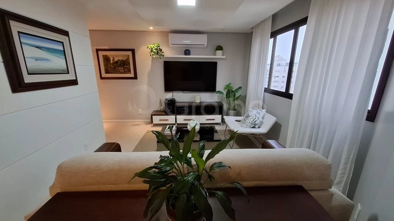 Apartamento com 3 dormitórios, sendo 2 suítes, no Centro: 2ª foto da galeria de imagens do imóvel