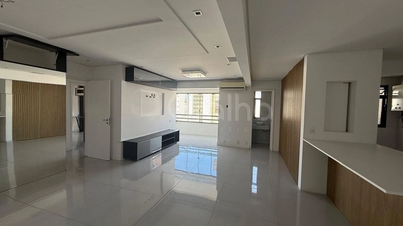 Apartamento com 3 dormitórios, sendo 1 suíte, no Centro: 1ª foto da galeria de imagens do imóvel