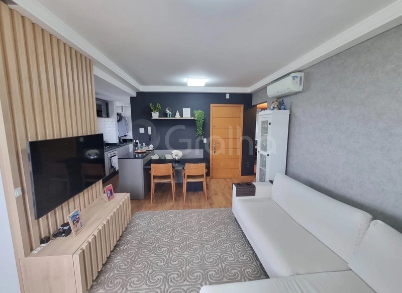 Apartamento com 2 dormitórios, sendo 1 suíte, na Agronômica: 3ª foto da galeria de imagens do imóvel