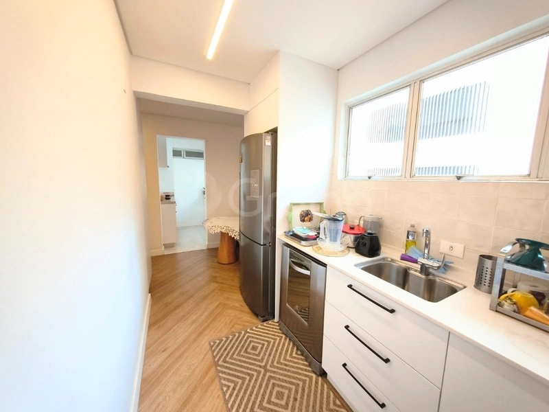 Apartamento com 3 dormitórios, sendo 1 suíte, no bairro Agronômica: 4ª foto da galeria de imagens do imóvel