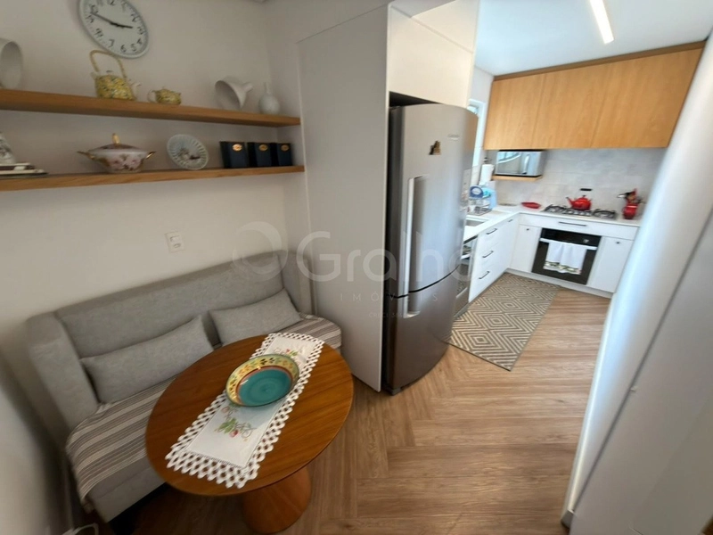 Apartamento com 3 dormitórios, sendo 1 suíte, no bairro Agronômica: 5ª foto da galeria de imagens do imóvel