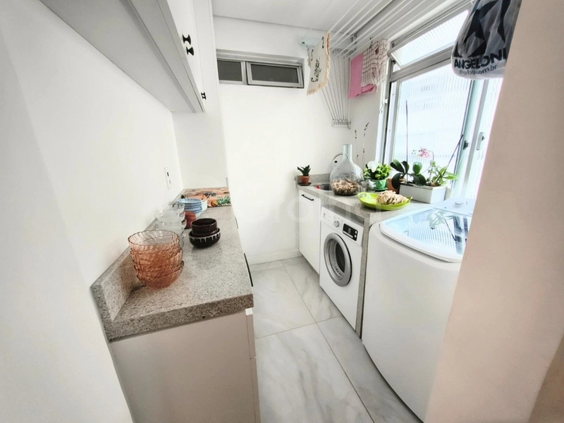 Apartamento com 3 dormitórios, sendo 1 suíte, no bairro Agronômica: 9ª foto da galeria de imagens do imóvel