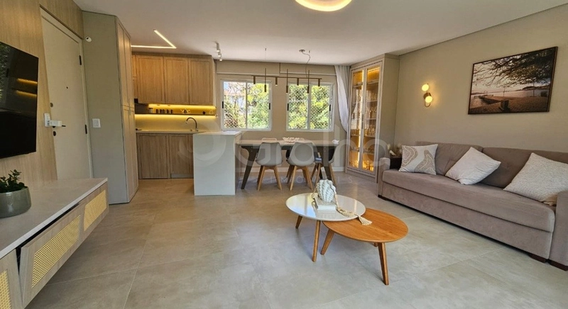 Apartamento com 2 dormitórios, sendo 1 suíte, em Canasvieiras: 2ª foto da galeria de imagens do imóvel