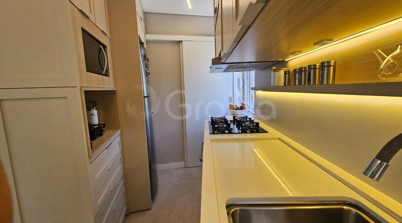 Apartamento com 2 dormitórios, sendo 1 suíte, em Canasvieiras: 12ª foto da galeria de imagens do imóvel
