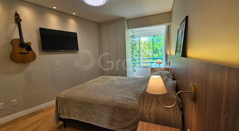 Apartamento com 2 dormitórios, sendo 1 suíte, em Canasvieiras: 17ª foto da galeria de imagens do imóvel