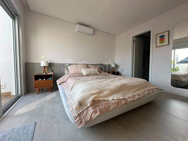 Cobertura duplex com 3 dormitórios, sendo 2 suítes, em Jurerê: 14ª foto da galeria de imagens do imóvel